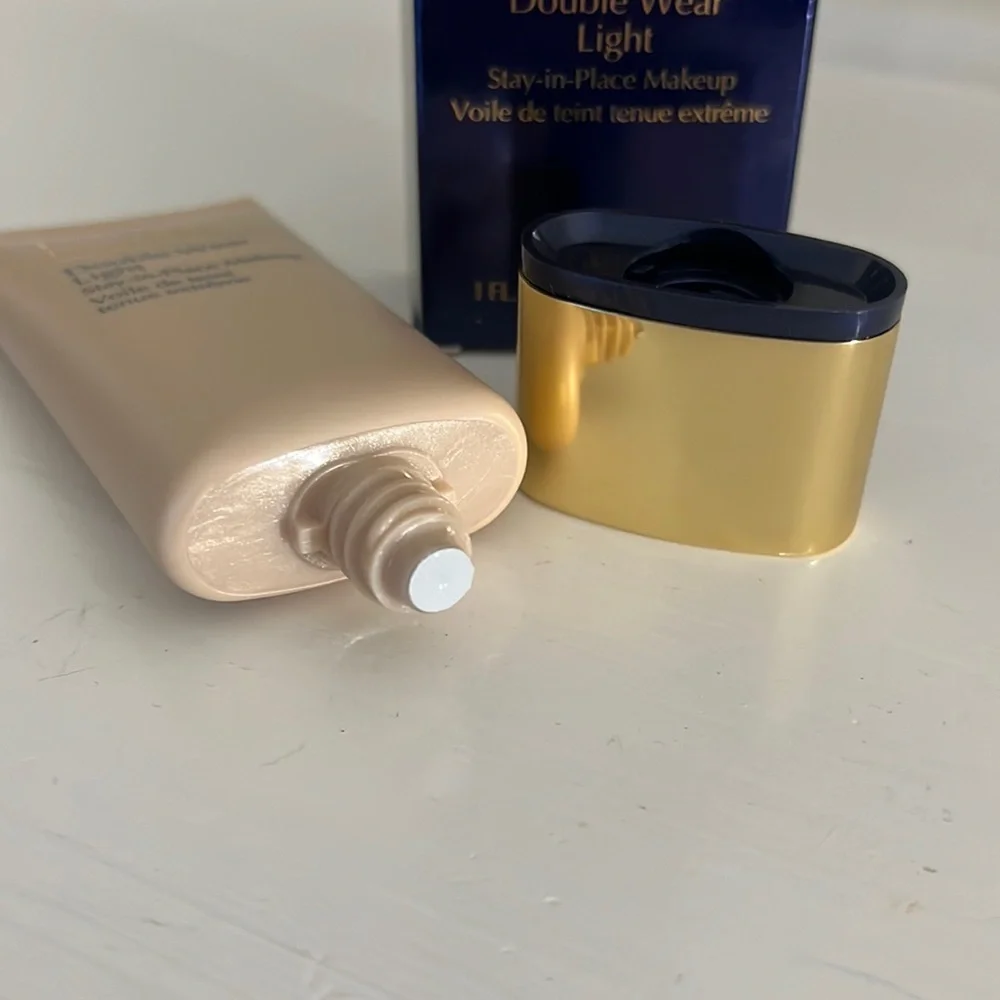 ESTÉE LAUDER DWL 2.0